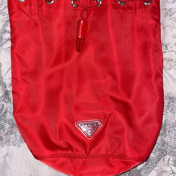 Red Prada pouch - Picture 2 of 8